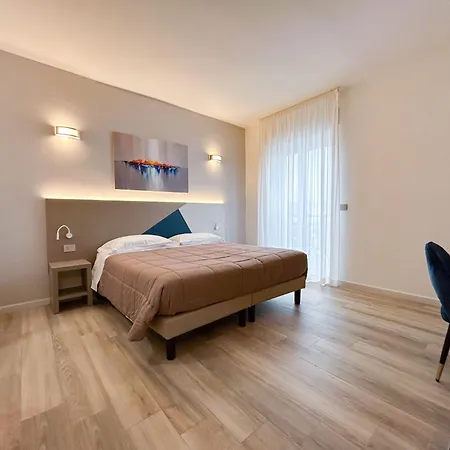 Design La Vela 3*