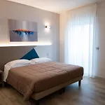 Design La Vela Bed and Breakfast 3*